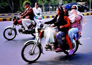 pakistani-girls-riding-bike