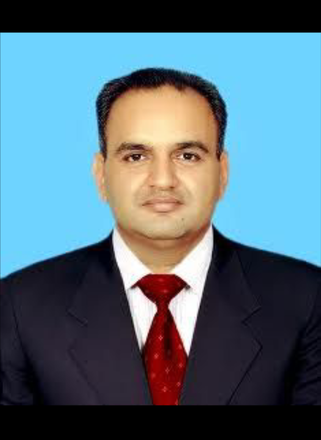 Dr Ramesh Kumar مصنف کی تصویر