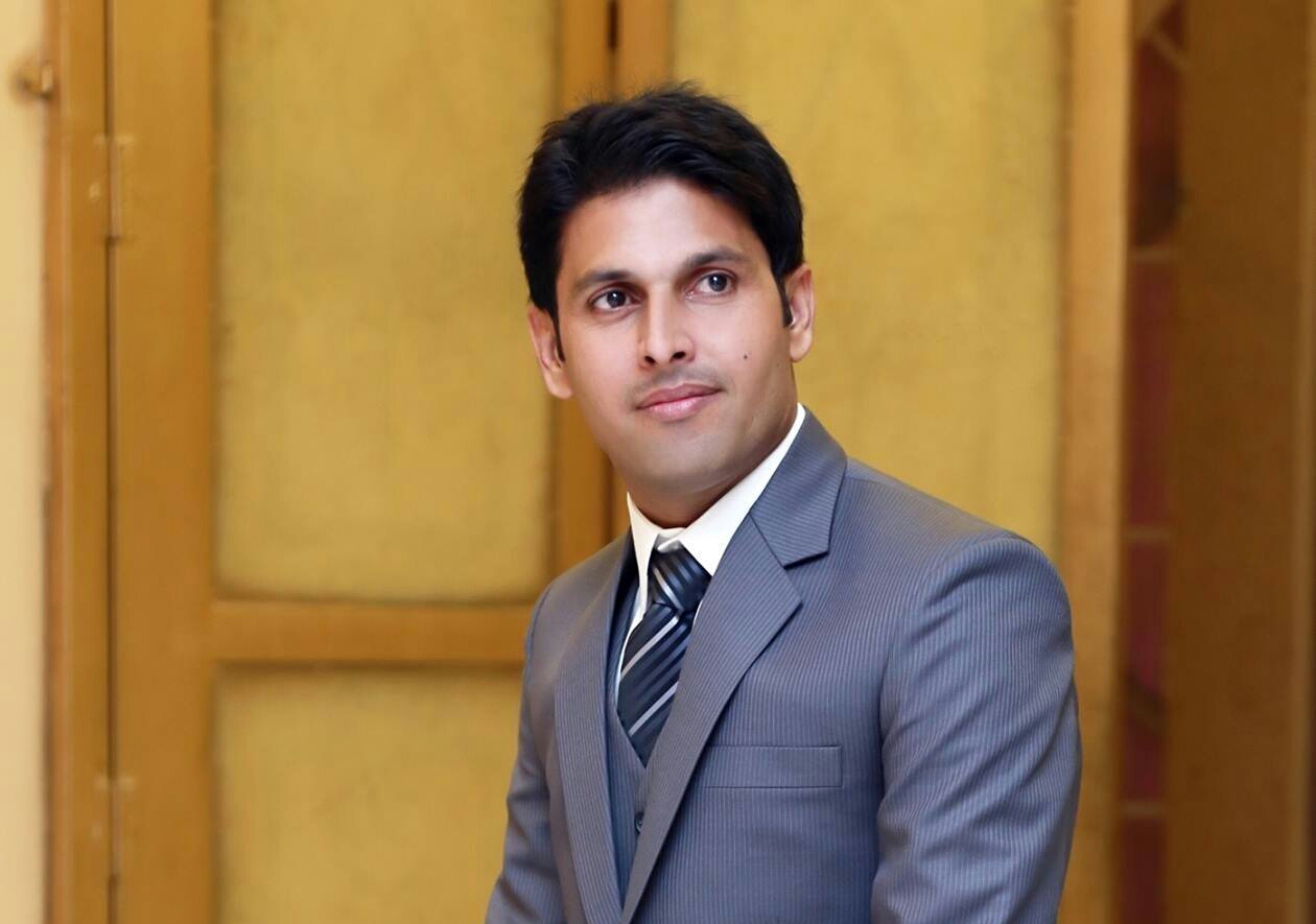 Siftain Khan