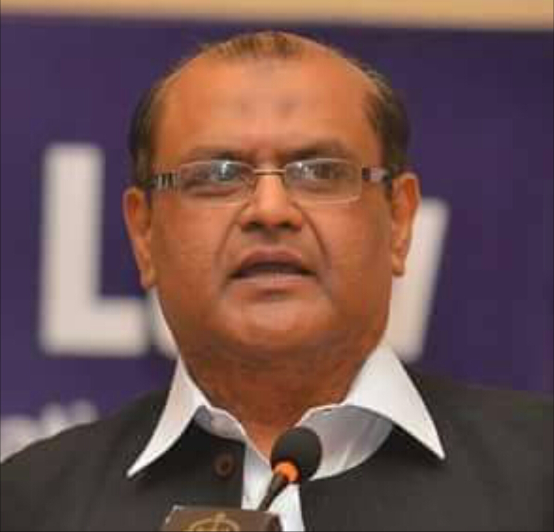 ایک روزن لکھاری