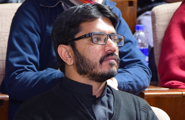 Fida ur Rehman Fida ur Rehman aik Rozan writer